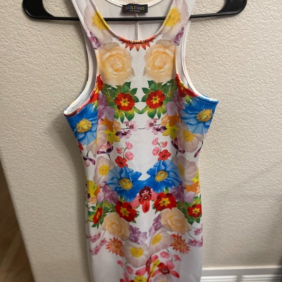 Kaleidoscope Flower Dress - Picture 1 of 2